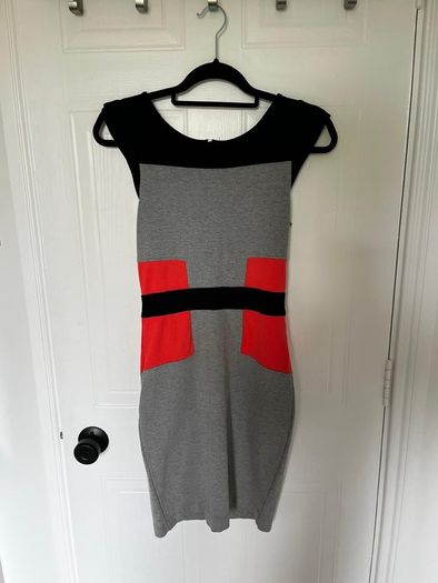 Woman's dress size S French connection
