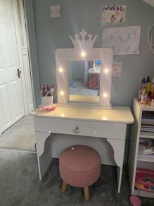 solid wood dressing table