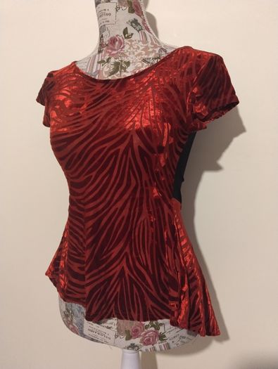 Red Velvet Kiah Top, New With Tags