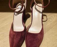 Burgundy Suede Heels Size 38, UK 5