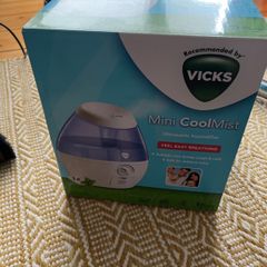 vicks mini cool mist ultrasonic humidifier