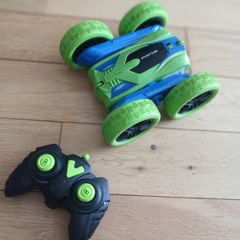 Remote control car