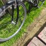 Giant bike Image 6