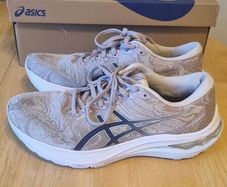 Asics GT-2000 11