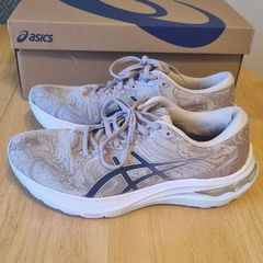 Asics GT-2000 11