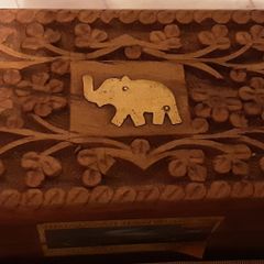 Nice ornate tea caddy box, tub 3
