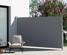 Retractable awning