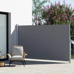 Retractable awning