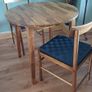 dining table and 2 chairs Image 10