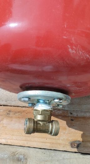 Expansion vessel