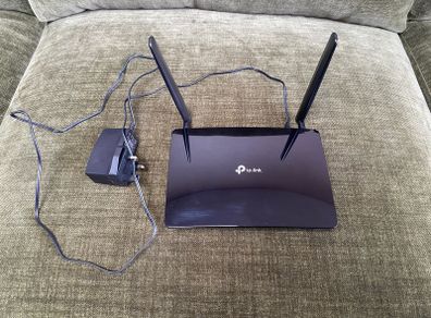 TP-link router- Archer MR200 dual band