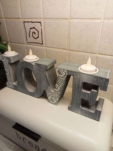 Candle holder