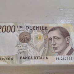Italian 2000 Lire Banknote