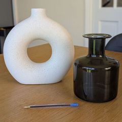 2 decorative vase