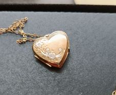 Gold Locket Heart