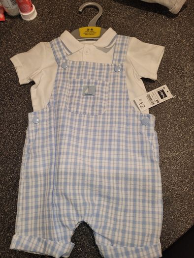 Brand new with tags Baby dungarees set 3-6mths