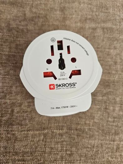 Travel adaptor