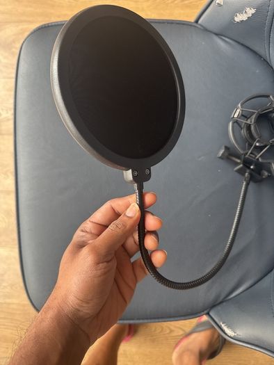 pop filter and mic holder