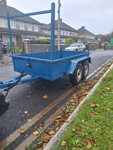 factory made 8'2ft x 4'3ft trailer