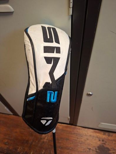 taylormade sim 2 max only used once