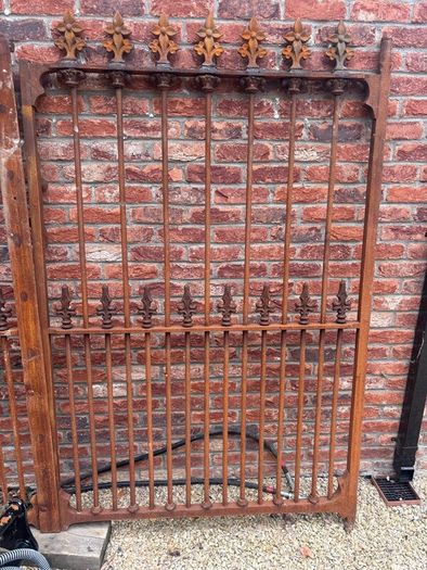 Gates Cast Iron