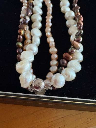 Vintage pearl necklace