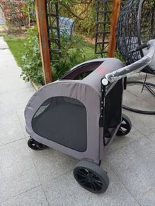 dog stroller