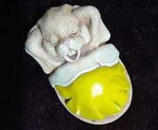 Moorcroft - Vintage - Yawning Bunny