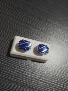 cufflinks