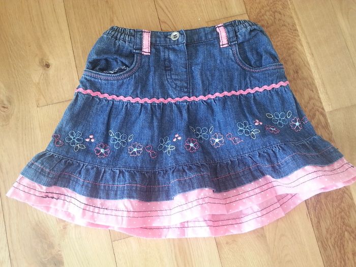 Baby girl skirt
