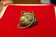 "JJ" Jonette Jewelry Bronze Pewter 'Flower Decorated PURSE' Tack Pin