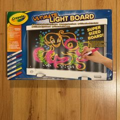 Crayola Ultimate Light Board and markers set assortment