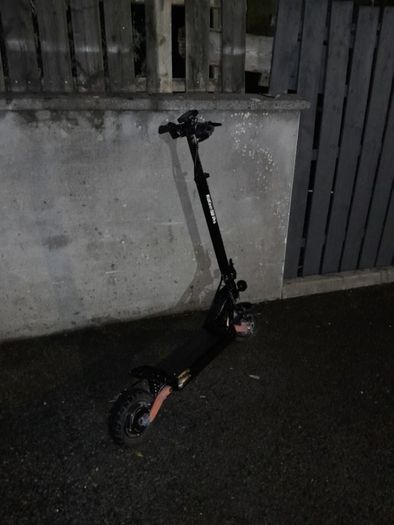 electric scooter