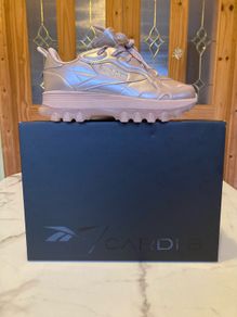 Cardi B Reebok Classics/Leather/Rose Gold/uk size 4.5