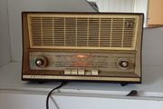 Vintage 1950s/60s Philips Valve Radio. Cream Beauty with BBC, Luxembourg &amp; More. Working. Very rare
