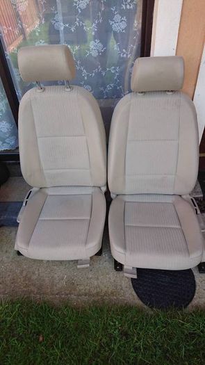 Audi a4 b7 driver side headlamp,headlights.breaking sline isofix lower trims seats boost pipe suspension parts clutch kits flayweel parcel shelf
