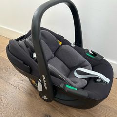 maxi cosi pebble 360 I-size car seat