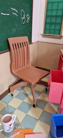 our generation school classroom with accessories