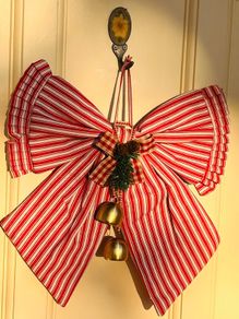 Hand Crafted Christmas Door Bow