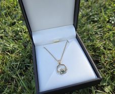 9ct Yellow Gold Claddagh Pendant & Chain