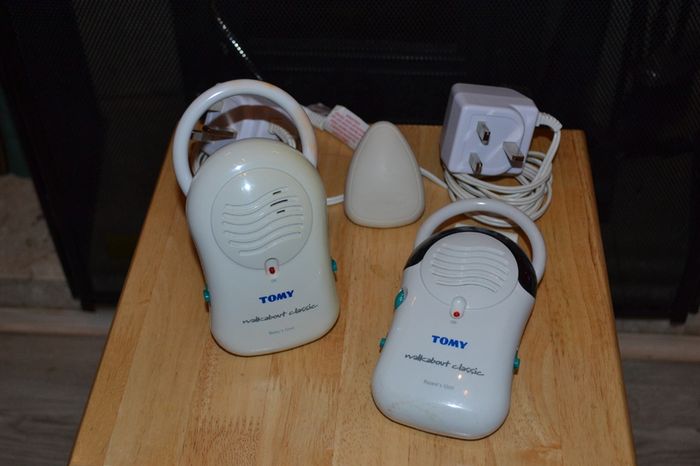 Baby control TOMY