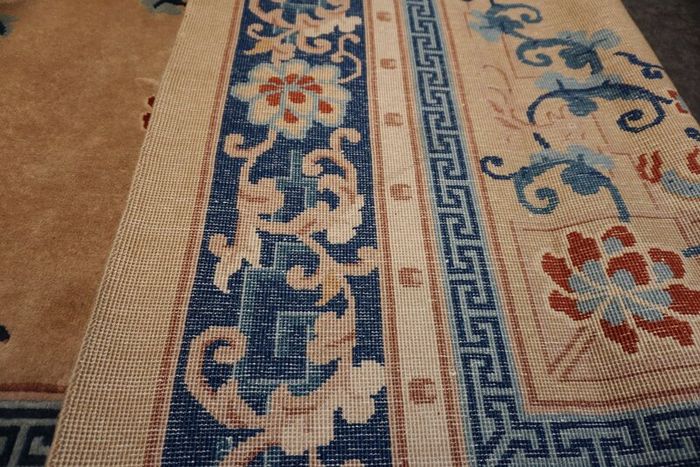 Aubusson Rug China 266 x 263 cm ( ArtDSq)