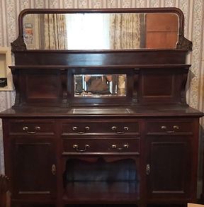 Victorian mahogany mirror backed sideboard