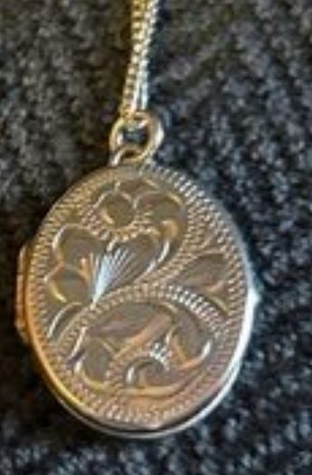 silver locket vintage