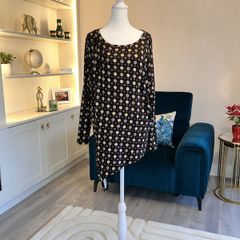 Brand-New Long-Sleeved Brown Top Size UK 14 / EU 42
