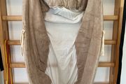 Beige velvet baby cot bumper