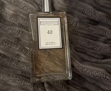 The essence vault perfume