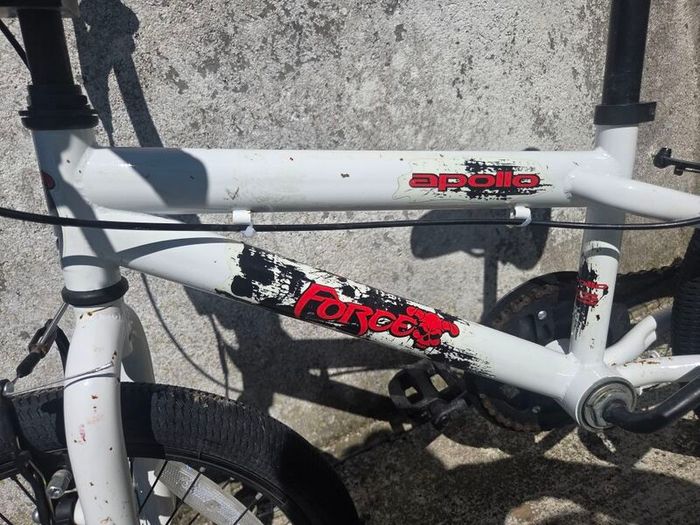 Apollo force 18 white BMX kids bike