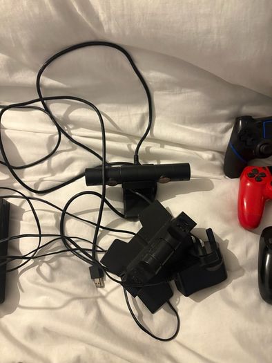 Ultimate Gaming Station: PS4 Pro 1TB + PSVR Full Kit + 46" Samsung TV + 5 Games + 3 Controllers