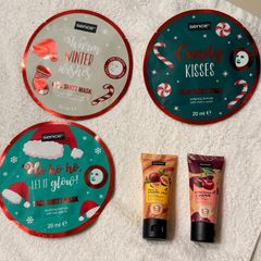3 x Christmas Sheet Face Masks. 2 x Easy Peel Face Masks
